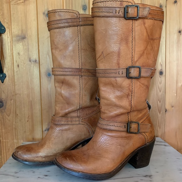 Frye Shoes - Frye Carmen Boots Size 7.5